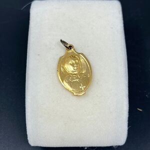 Ste Marquerite d’Youville reliquary charm